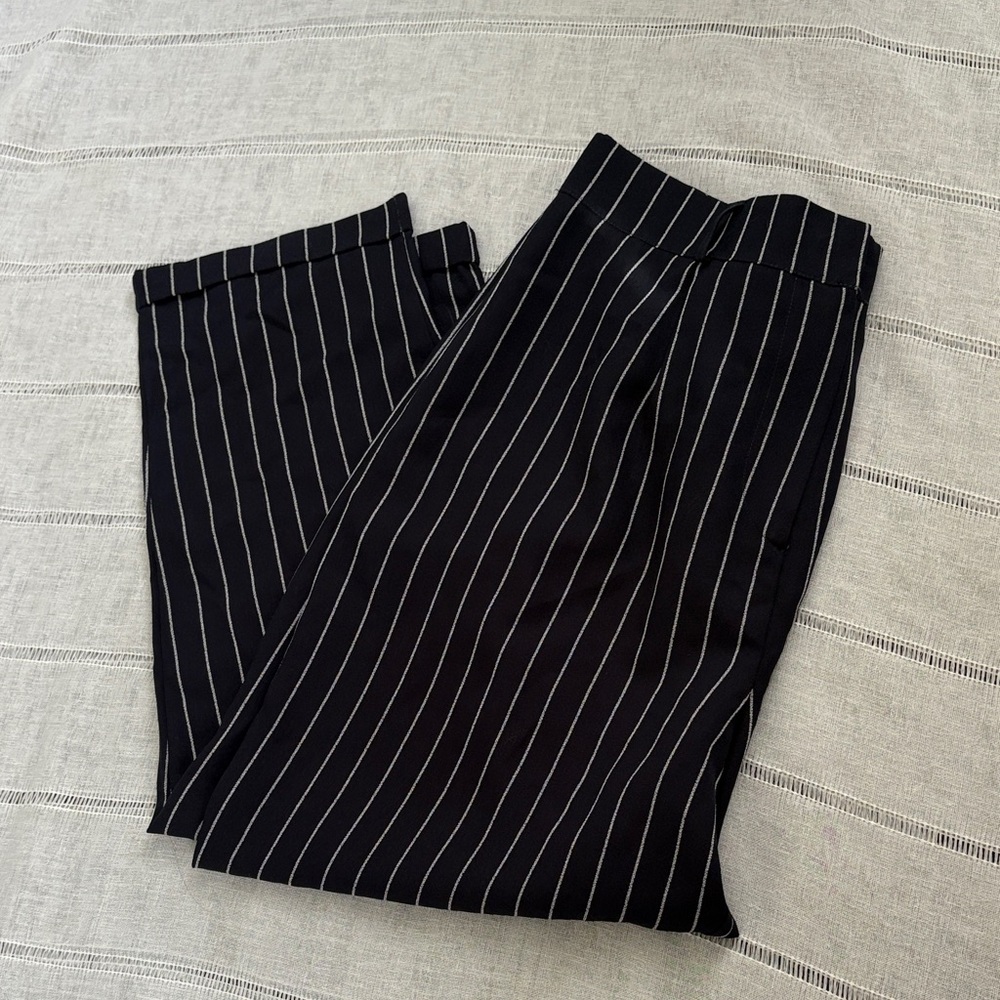 Nasty Gal As Line Goes Plus Pinstripe Trouser - Picture 4 of 12